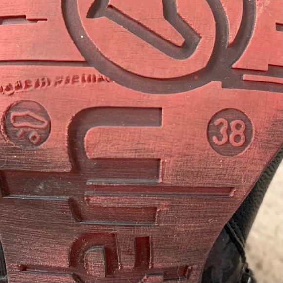 Women's REMONTE Black Leather FLORAL Equestrian RED HEEL Ankle BOOTS Booties 38 - Picture 8 of 8